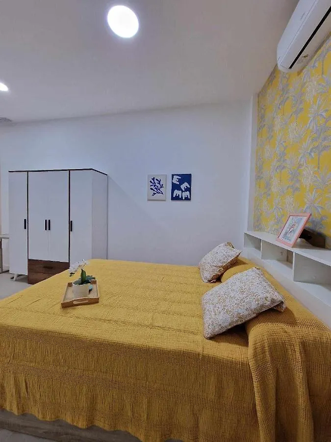 Moderno Apartamento 3 En Calle Marmoles 말라가